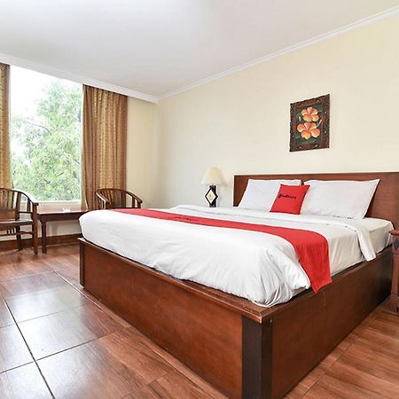 Hotel Reddoorz @ Raya Kuta Kuta Lombok Esterno foto