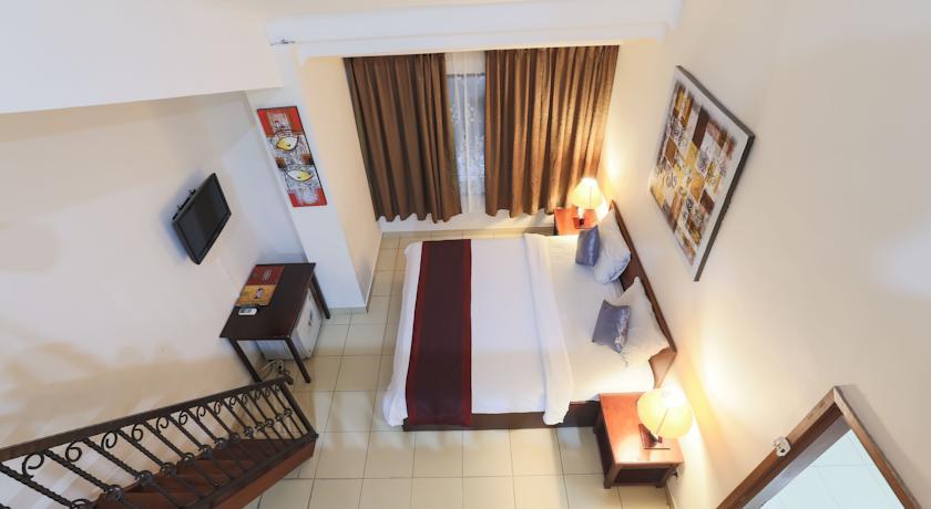 Hotel Reddoorz @ Raya Kuta Kuta Lombok Esterno foto