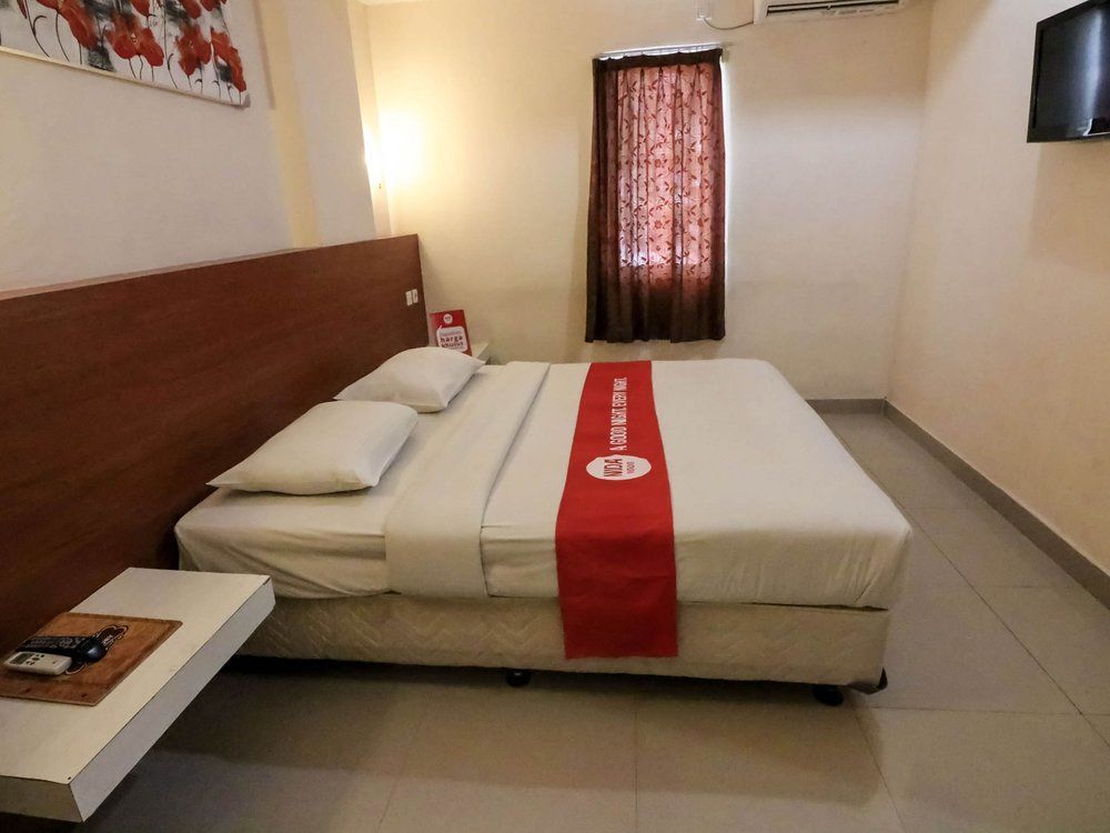 Hotel Reddoorz @ Raya Kuta Kuta Lombok Esterno foto