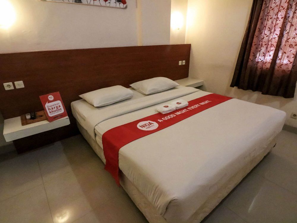 Hotel Reddoorz @ Raya Kuta Kuta Lombok Esterno foto